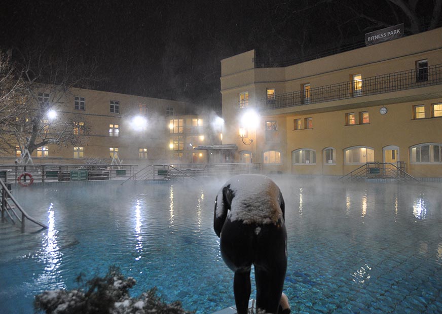 best-spas-budapest-Lukacs-wiki-commons-Christo-872x620.jpg