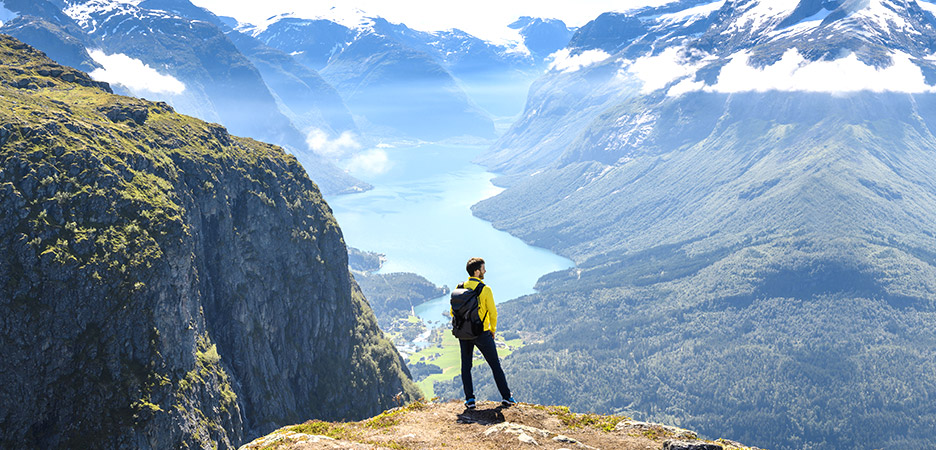 20-instagrammable-places-in-Norway-936x450-FEAT.jpg