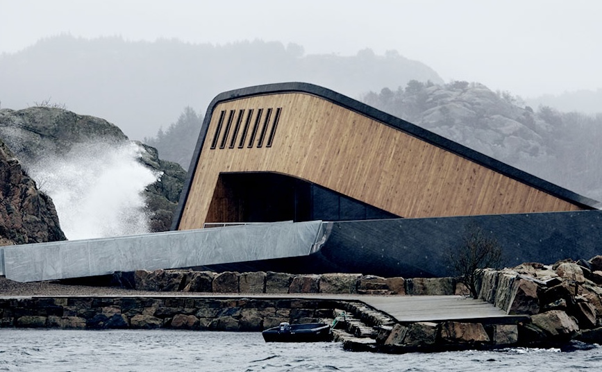 20-instagrammable-places-in-Norway-Under-TunderIvarKvaal-872x872-1.jpg