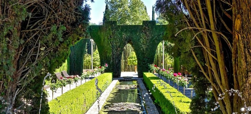 Top-10-Gardens-Alhambra-872x872-1.jpg