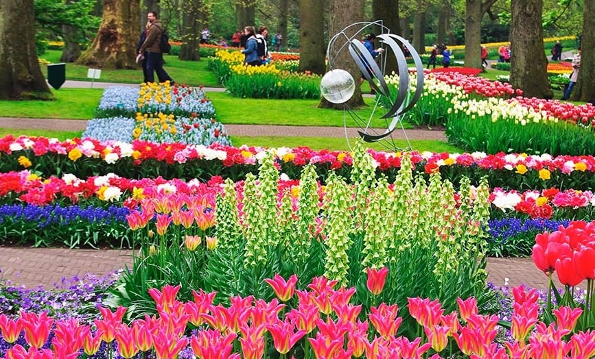Top-10-Gardens-Keukenhof-872x872-Balou46.jpg