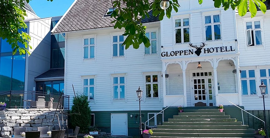 unique-hotels-norway-Gloppen-Hotell-ChristerOlsen-872x620-1.jpg