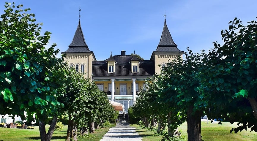unique-hotels-norway-Hotell-Refsnes-Gods-872x620-1.jpg