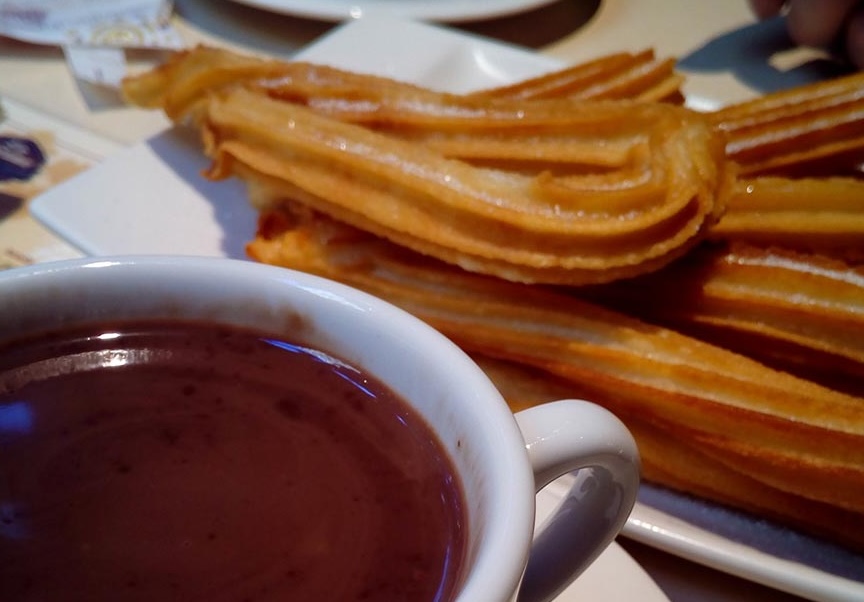 madrid-off-the-beaten-track-chocolate-churros-872x872.jpg
