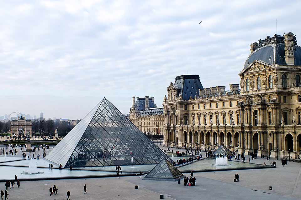 Paris, Louvre
