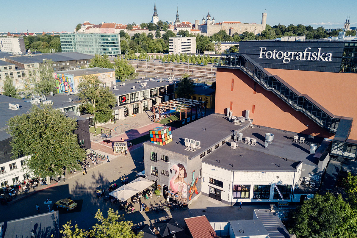 En kreativ stadsmiljö ovanifrån 