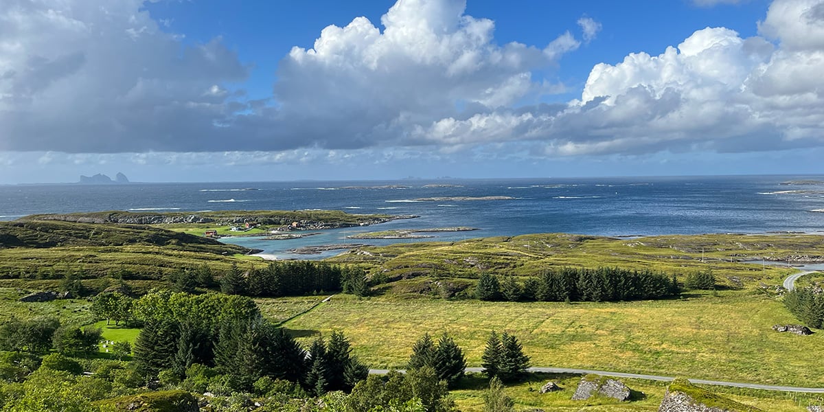Oppdag den vakre øya Lovund på Helgelandskysten | Norwegian