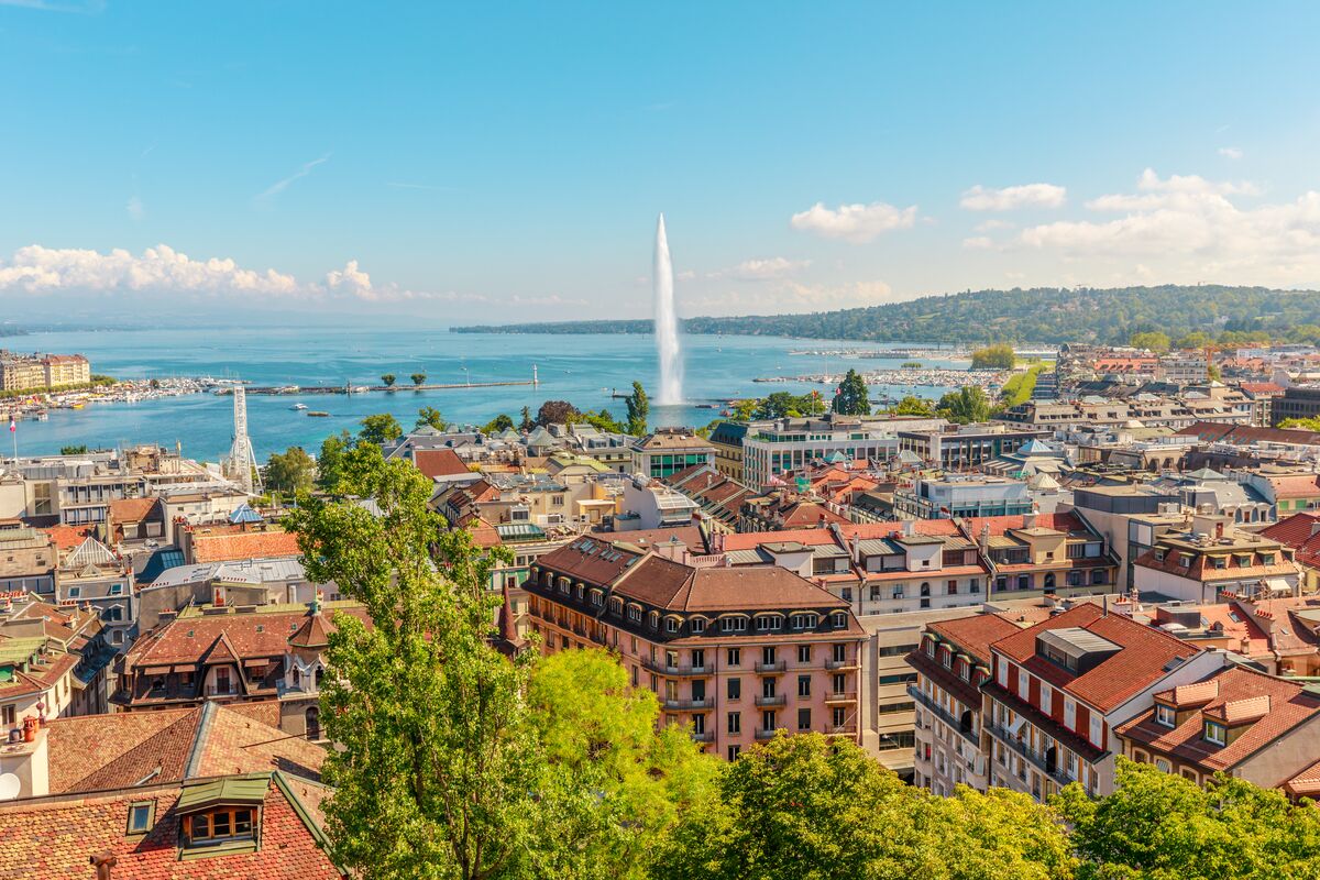Aerial view of Geneva, fly here with Norwegian